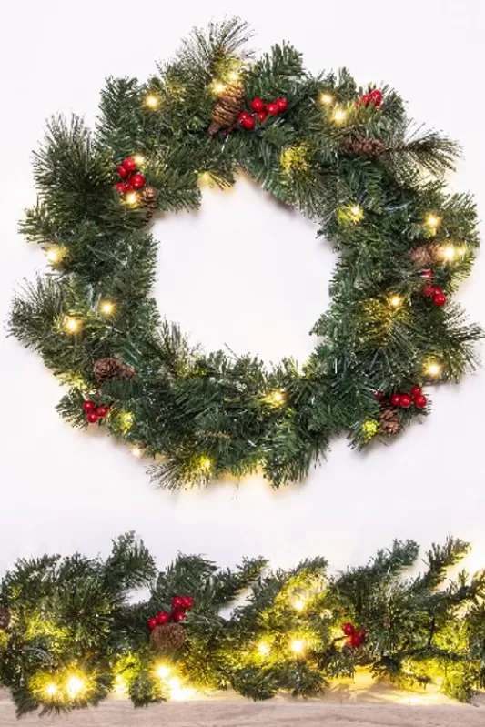 Pre-Lit Christmas Wreaths<Christmas Tree World The Pre-Lit 60Cm Majestic Dew Pine Wreath